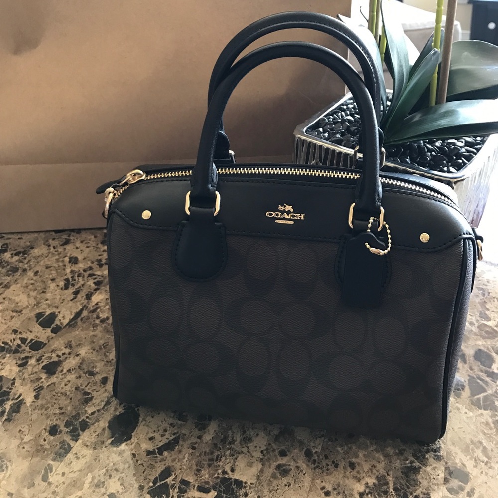 Coach Bennett Mini